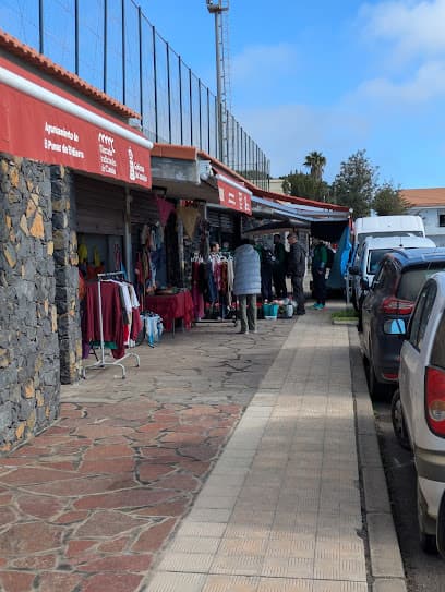 El Pinar Street Market