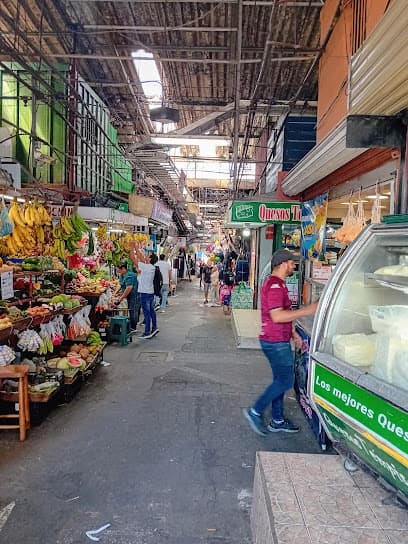 La Rinconada Street Market