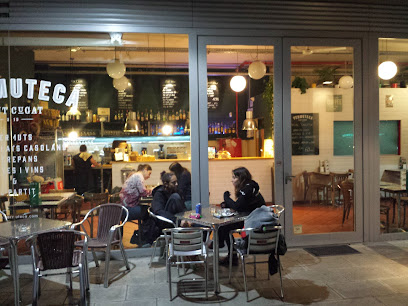 Mira-sol Centre Municipal Market